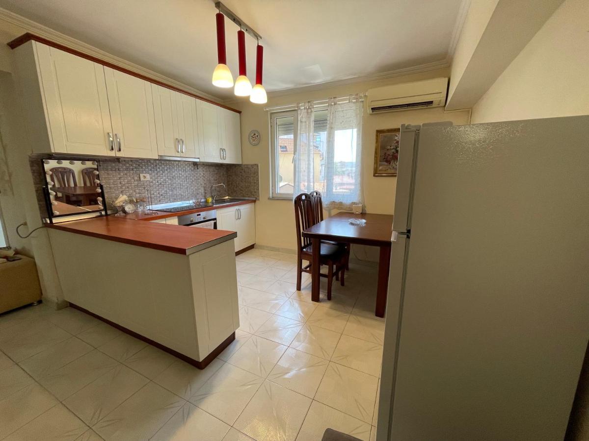 Tirana Flora Center Apartment Eksteriør bilde